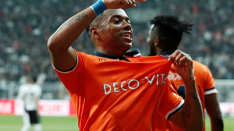 In de voetsporen van zijn vader: zoon Robinho debuteert voor Santos