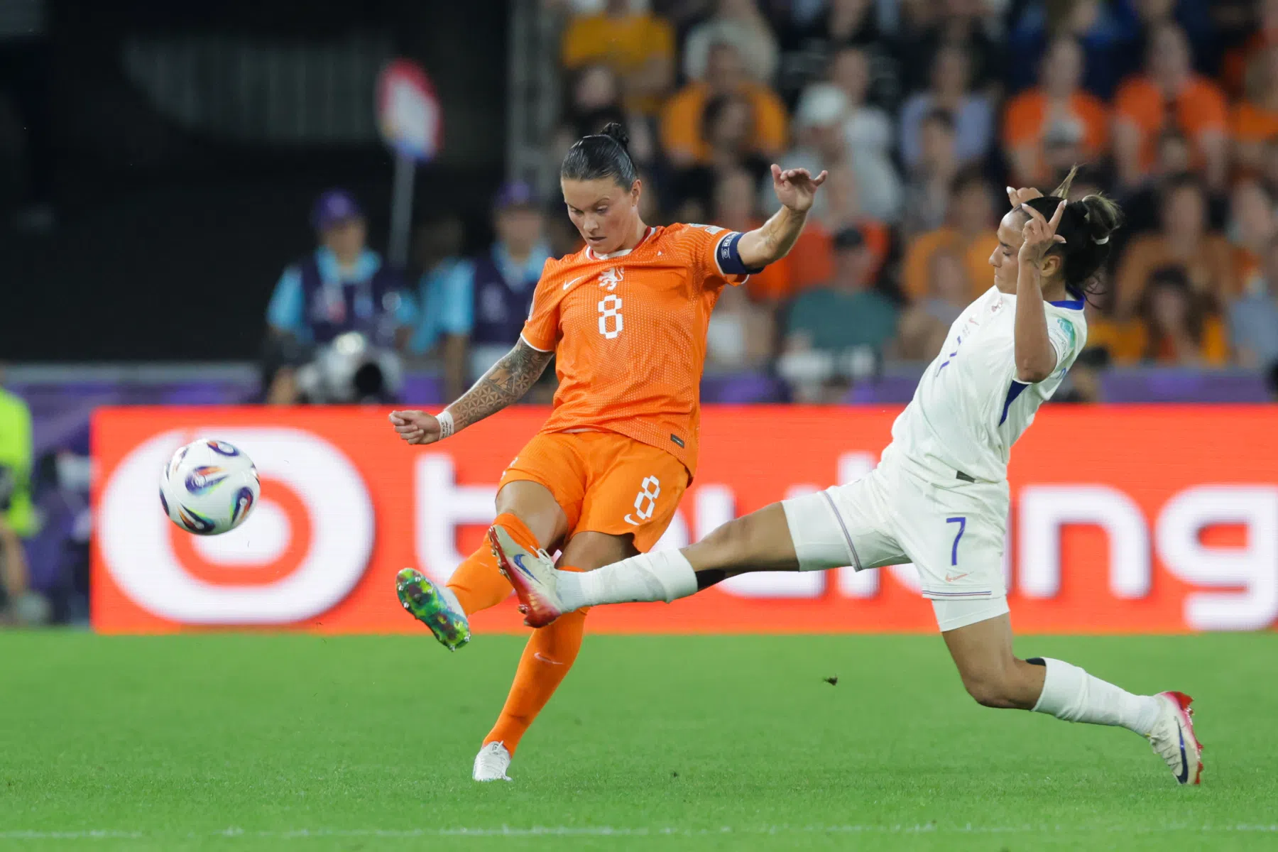 Oranje Leeuwinnen op Rapport: defensie zwaar ondermaats