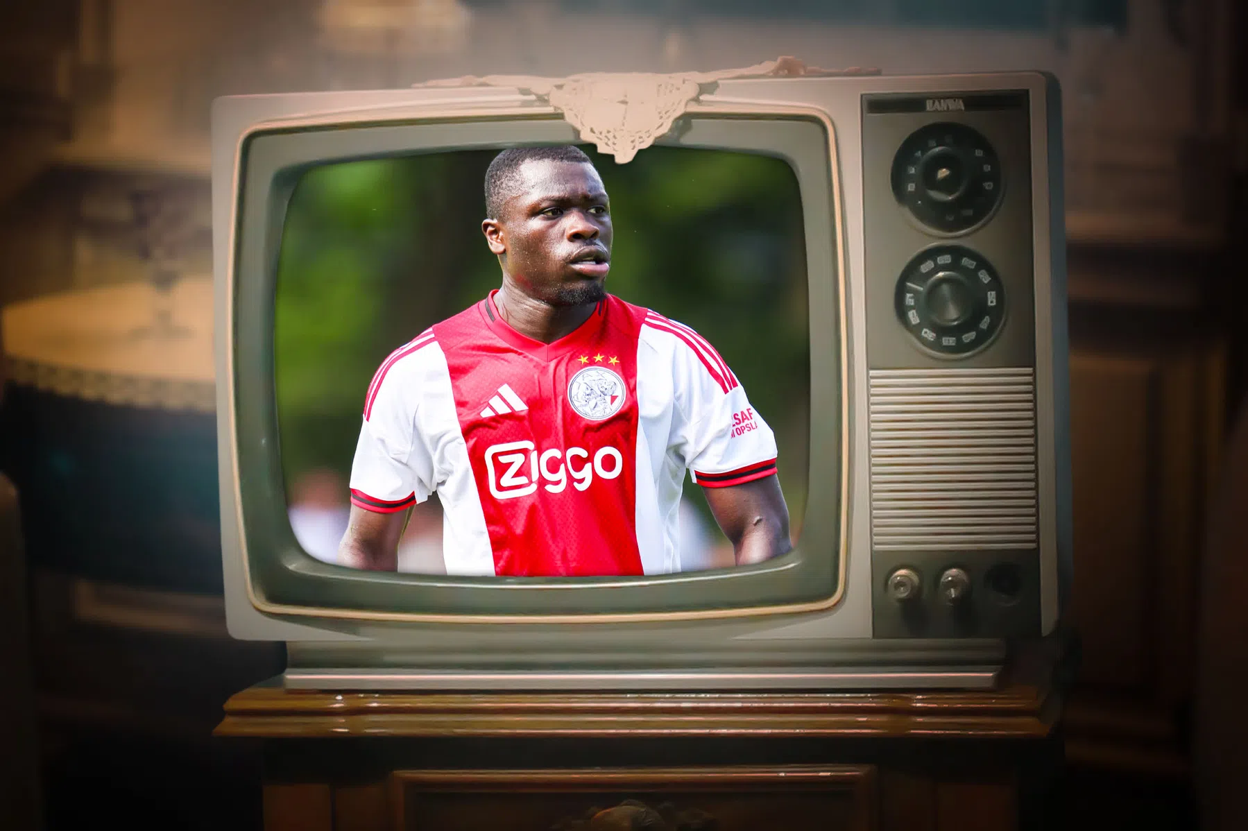 Hier kun je het besloten oefenduel van Ajax met PAOK toch zien