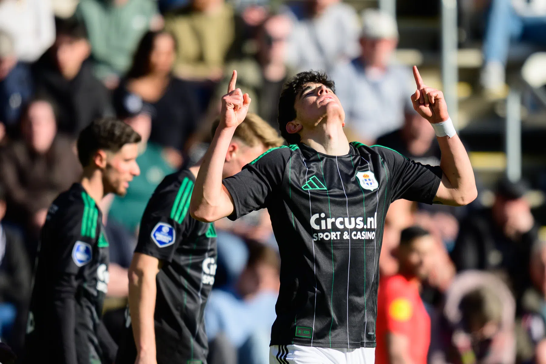 'Ik wil een van de beste centrale verdedigers van de Eredivisie worden'