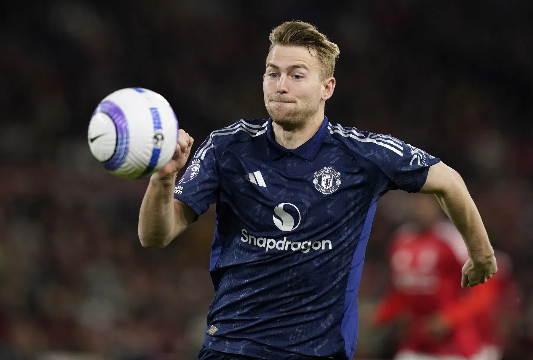 Manchester United wurmt zich niet langs promovendus in oefenduel