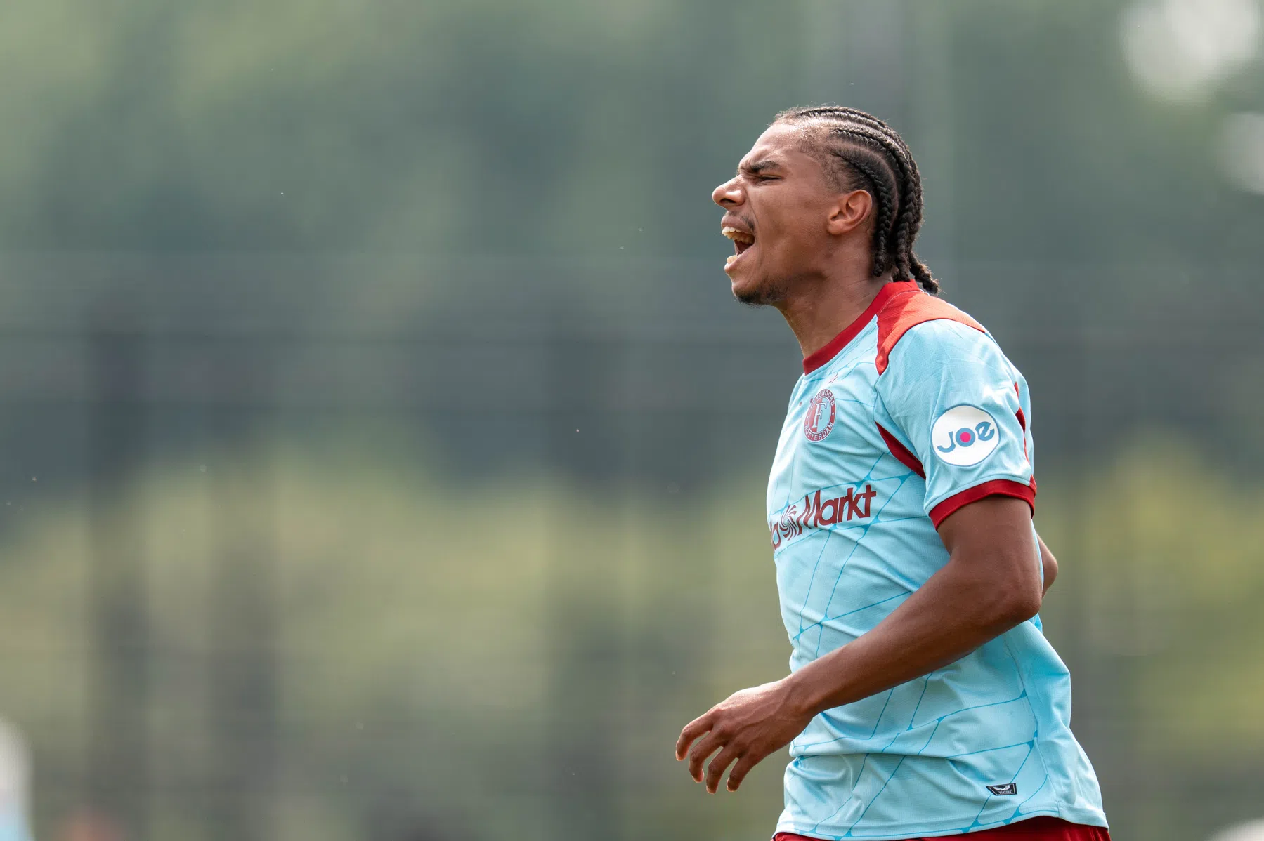 Blessure Beelen extra smet op oefennederlaag Feyenoord