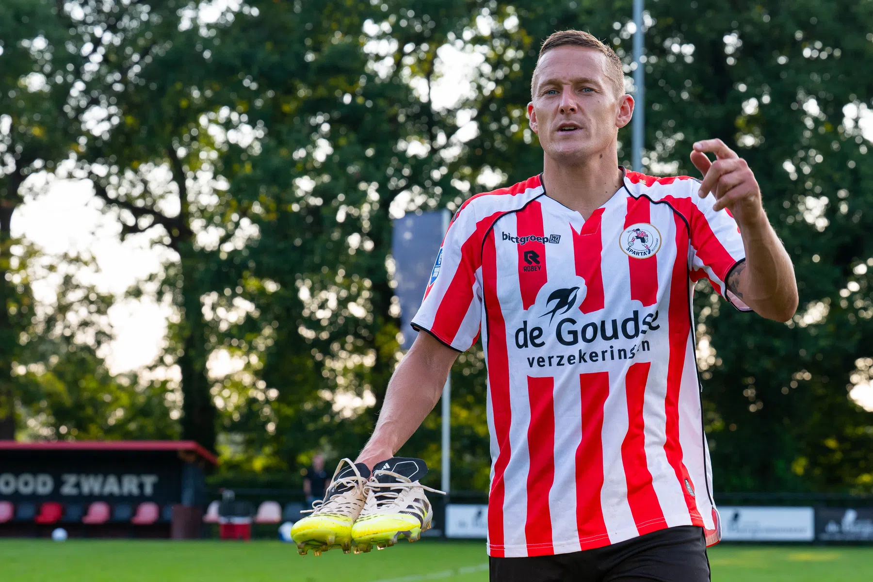 Flamboyante Spartaan, een ongelukkige Drommel en de onvermoeibare Toornstra
