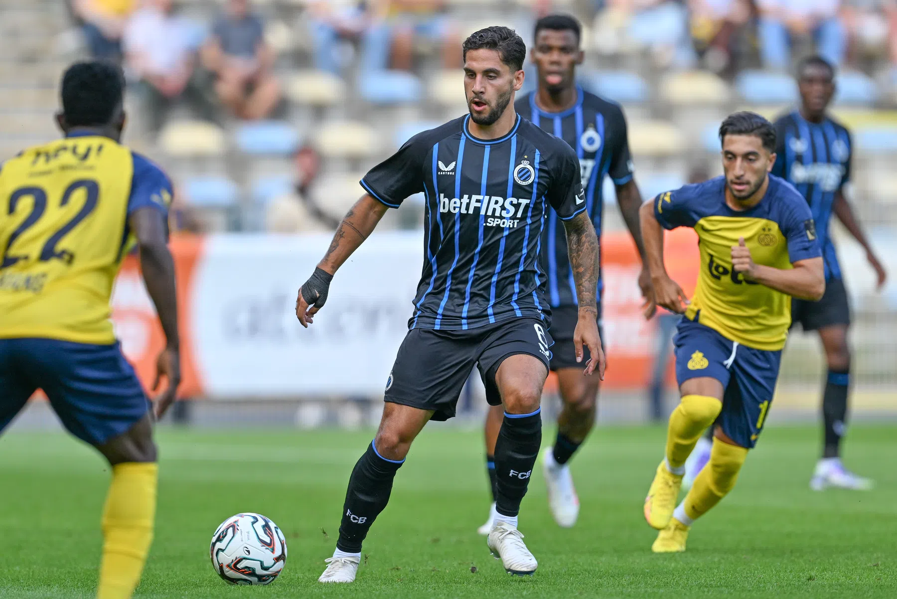 Reis debuteert met winst in door camera's gedomineerde Belgische Super Cup