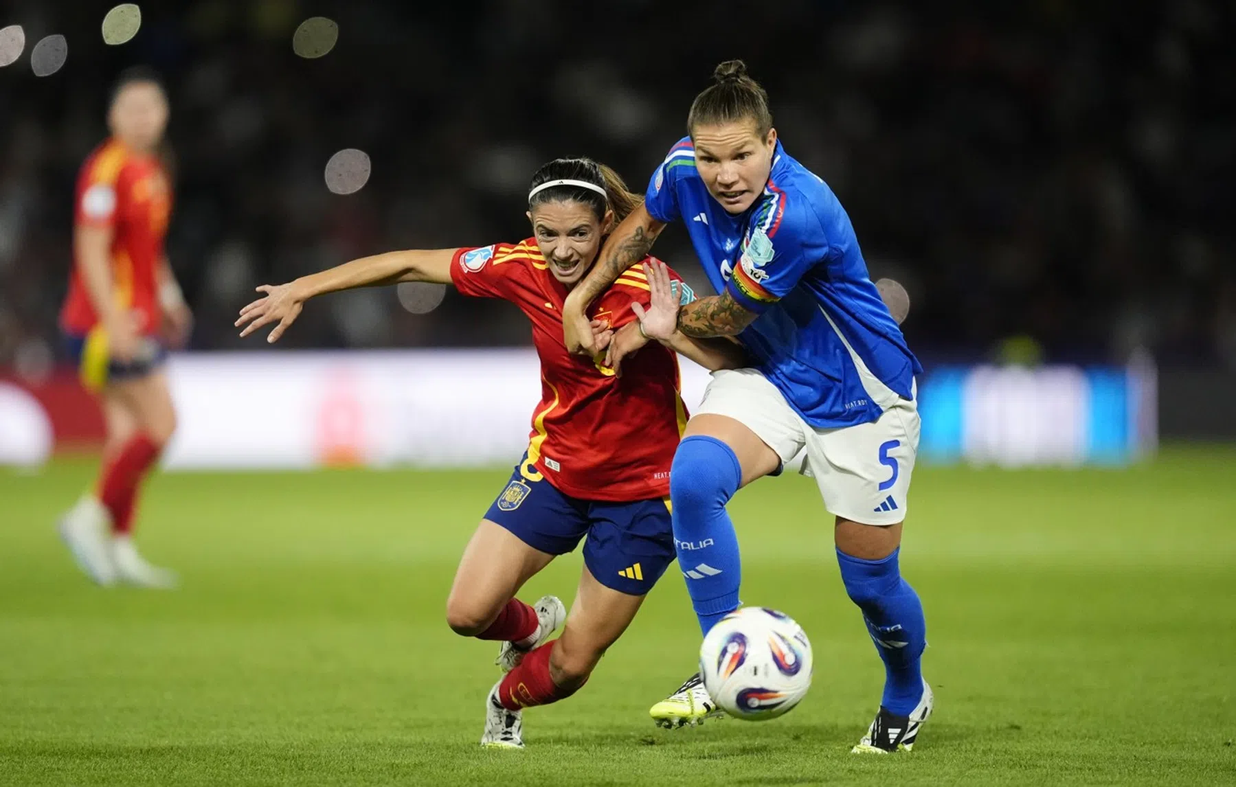 Wie houdt Spanje van de titel af op het EK vrouwen?