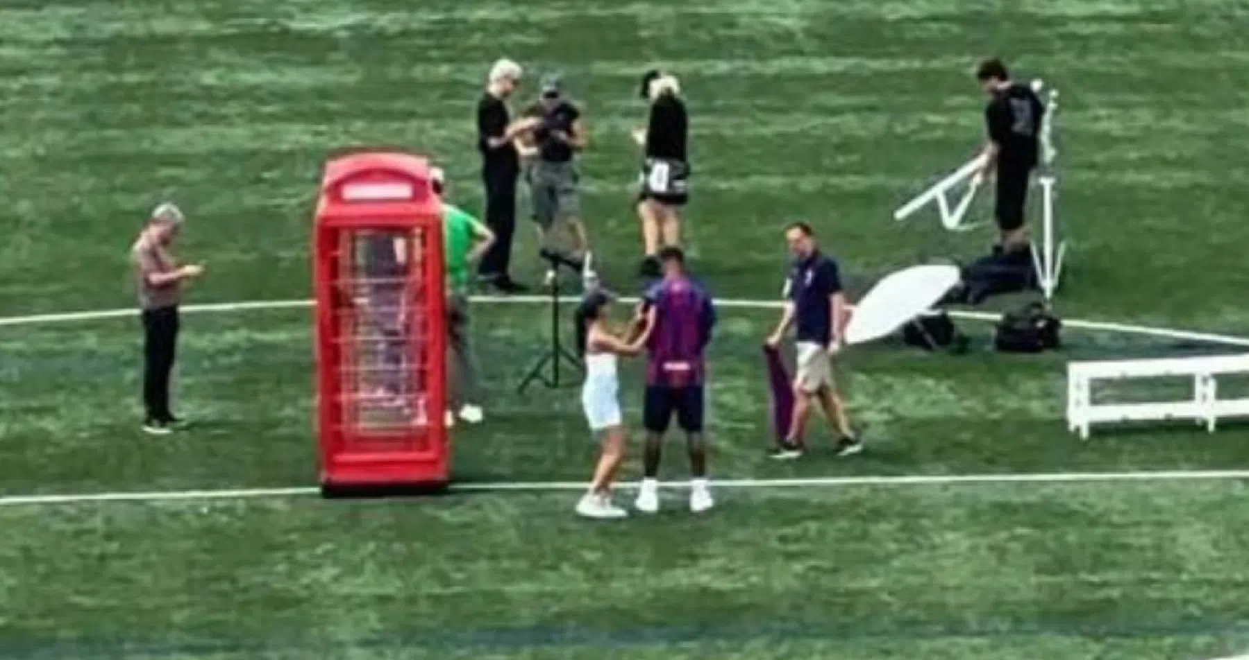 Presentatie uitgelekt: Rashford poseert in Barcelona-shirt