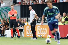 Thumbnail for article: Hoe Heitinga Ajax naar zijn hand probeert te zetten