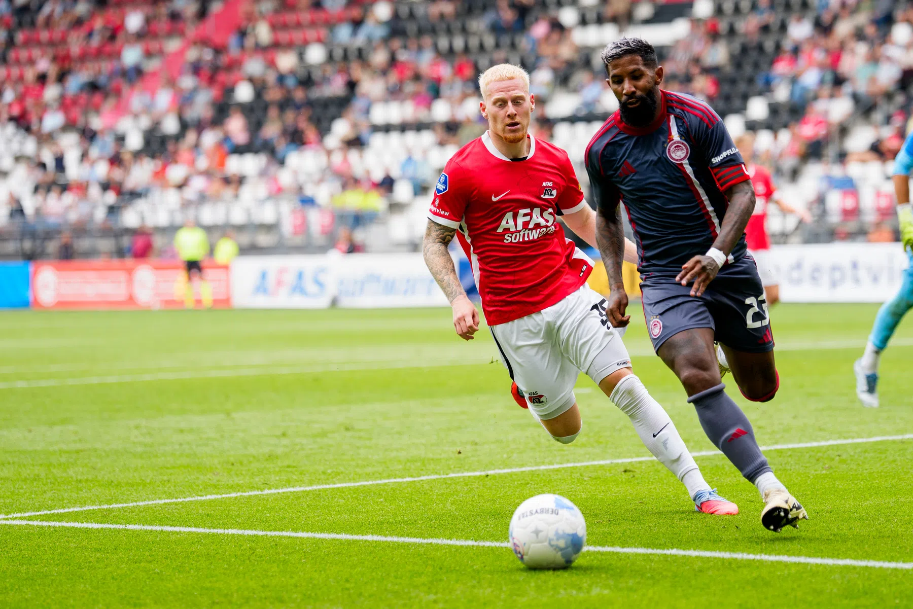 AZ verliest kort na valse start in tussendoortje van Olympiakos