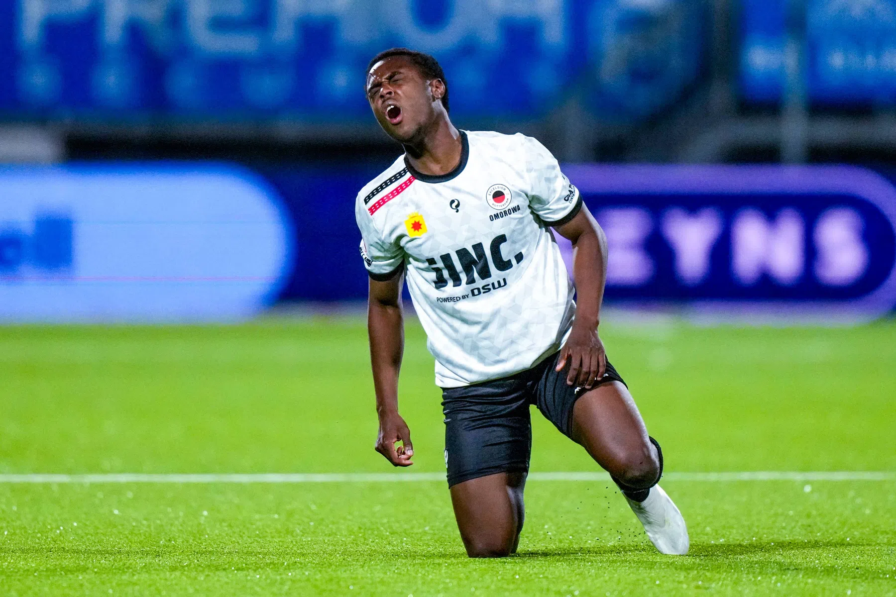 Naar een spits zoekend Excelsior neemt afscheid van een spits