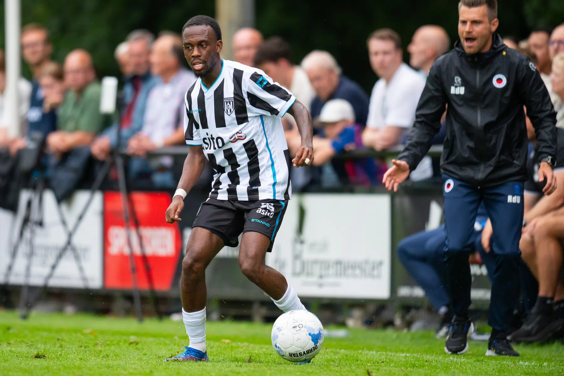 Van der Kust blij met herkansing bij Heracles: 'Heb mezelf al bewezen'