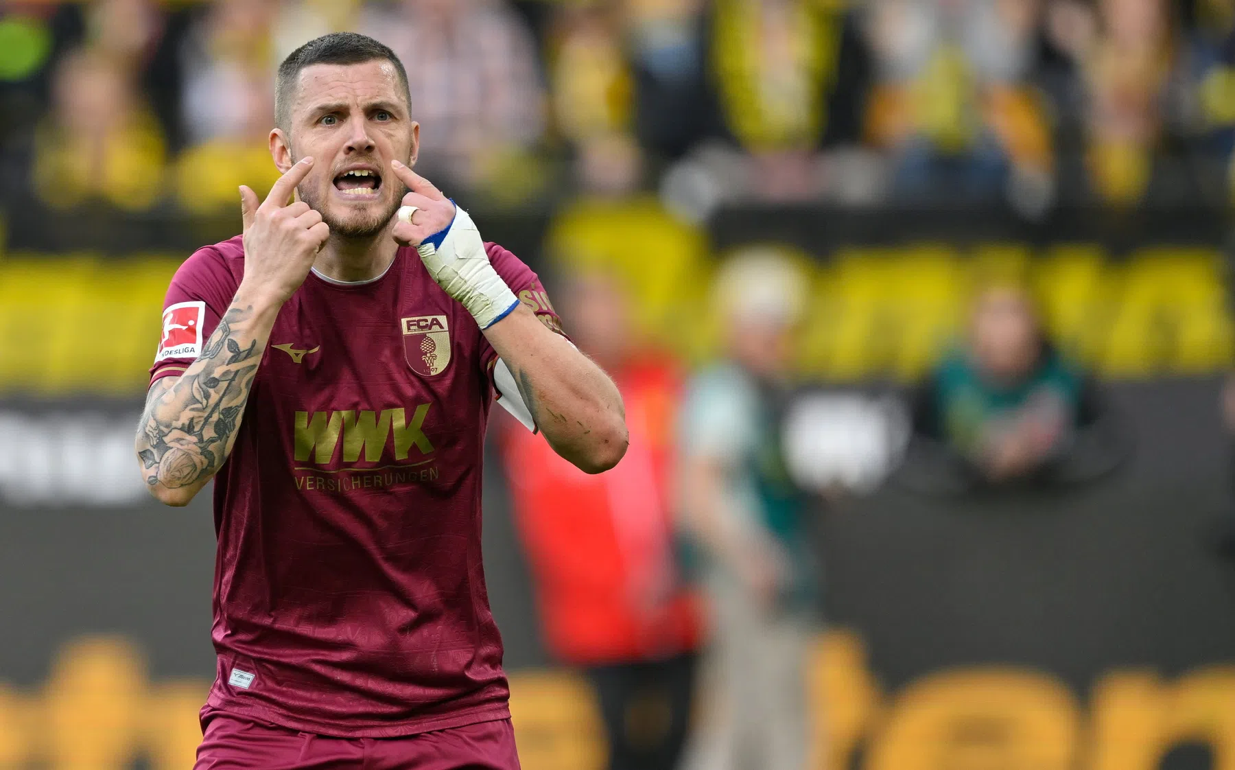 Ook de tiende trainer in zijn tiende seizoen maakt Gouweleeuw captain
