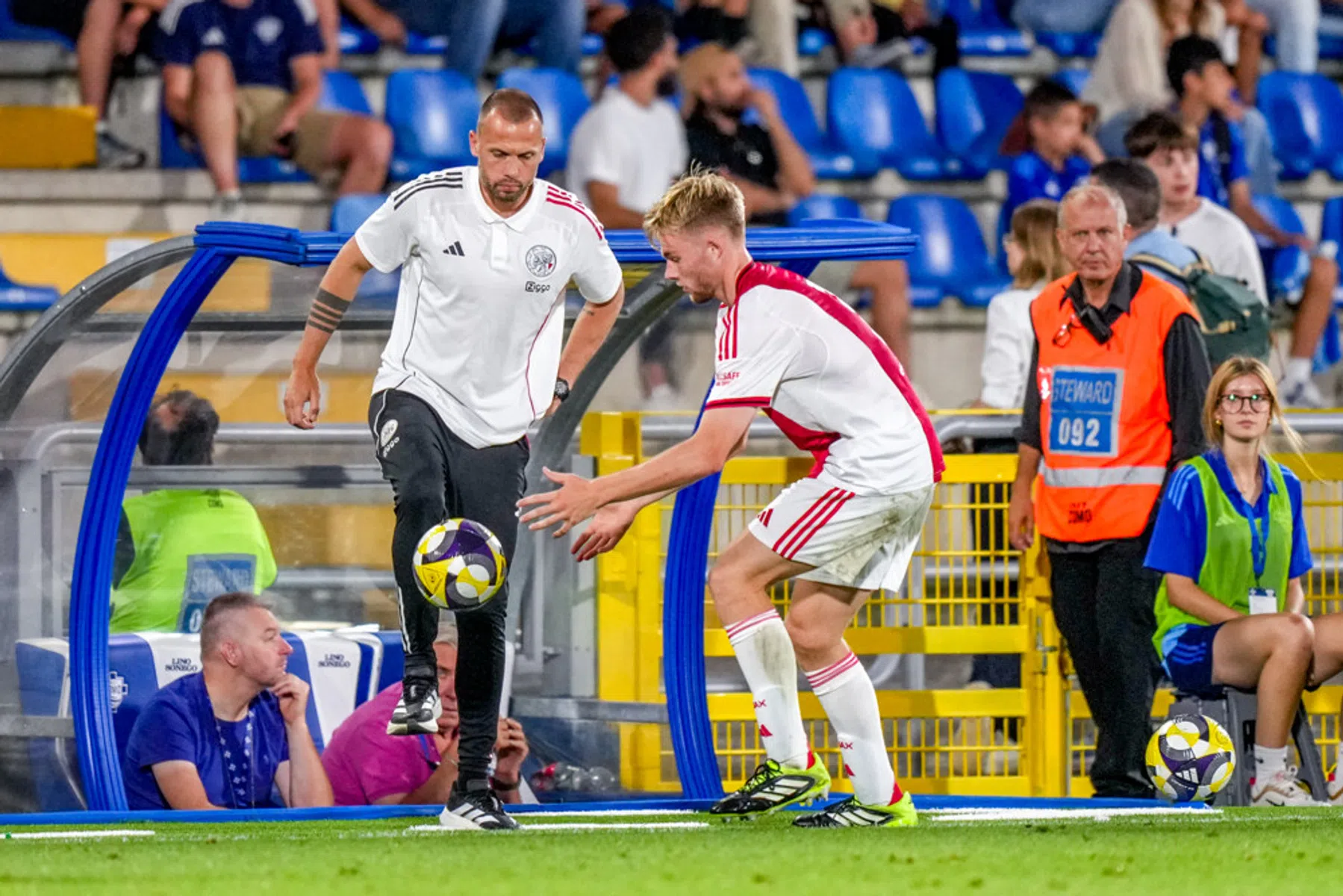 'Logisch dat Ajax kijkt naar een nieuwe nummer zes'