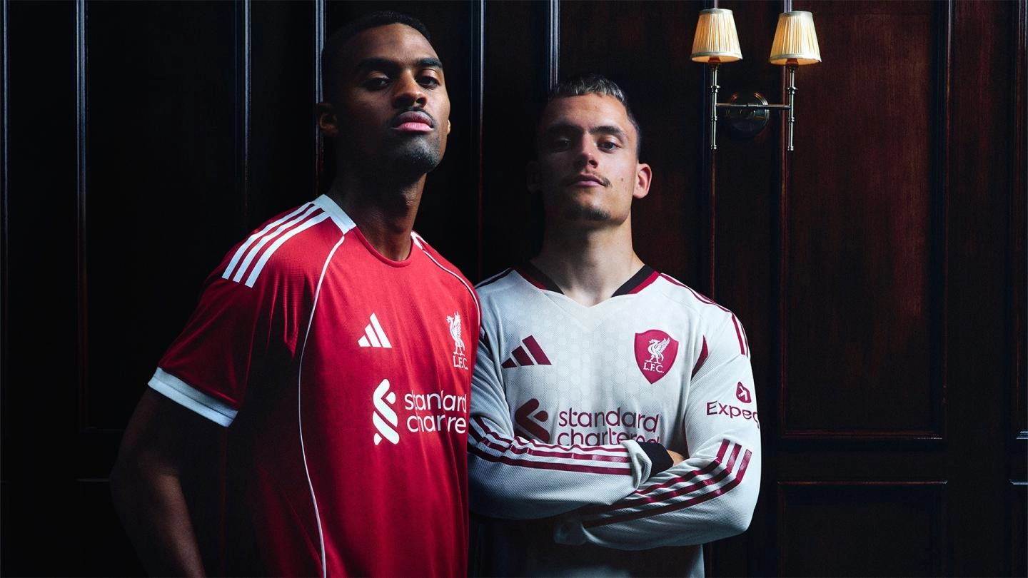 VI Catwalk: Napoli brengt ode aan koffie met derde shirt