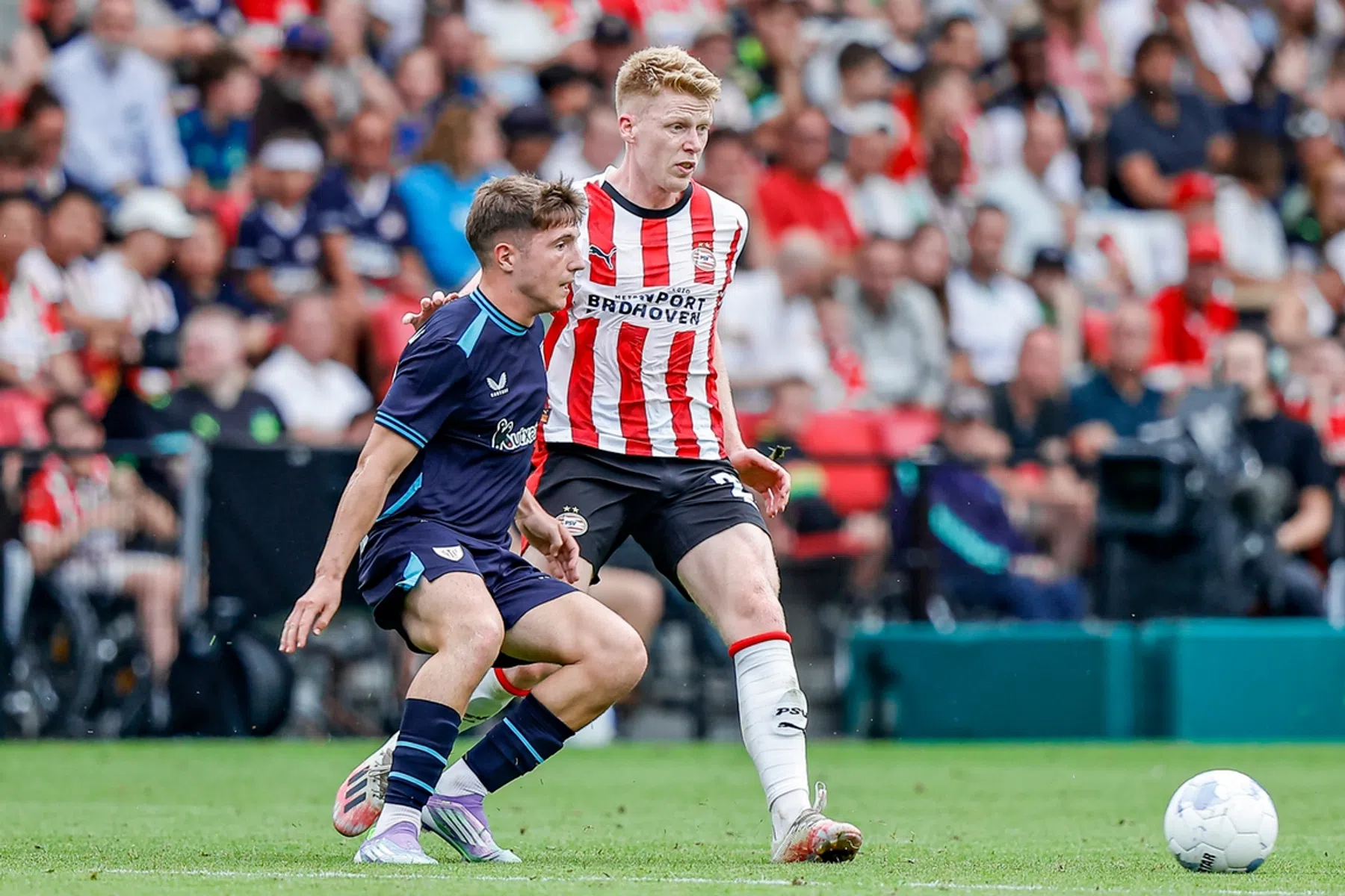 Aanvoerder Schouten legt vergelijkingen met De Jong naast zich neer