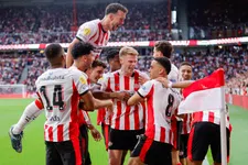 Thumbnail for article: PSV voorkomt vroege teleurstelling en wint vijftiende Johan Cruijff Schaal