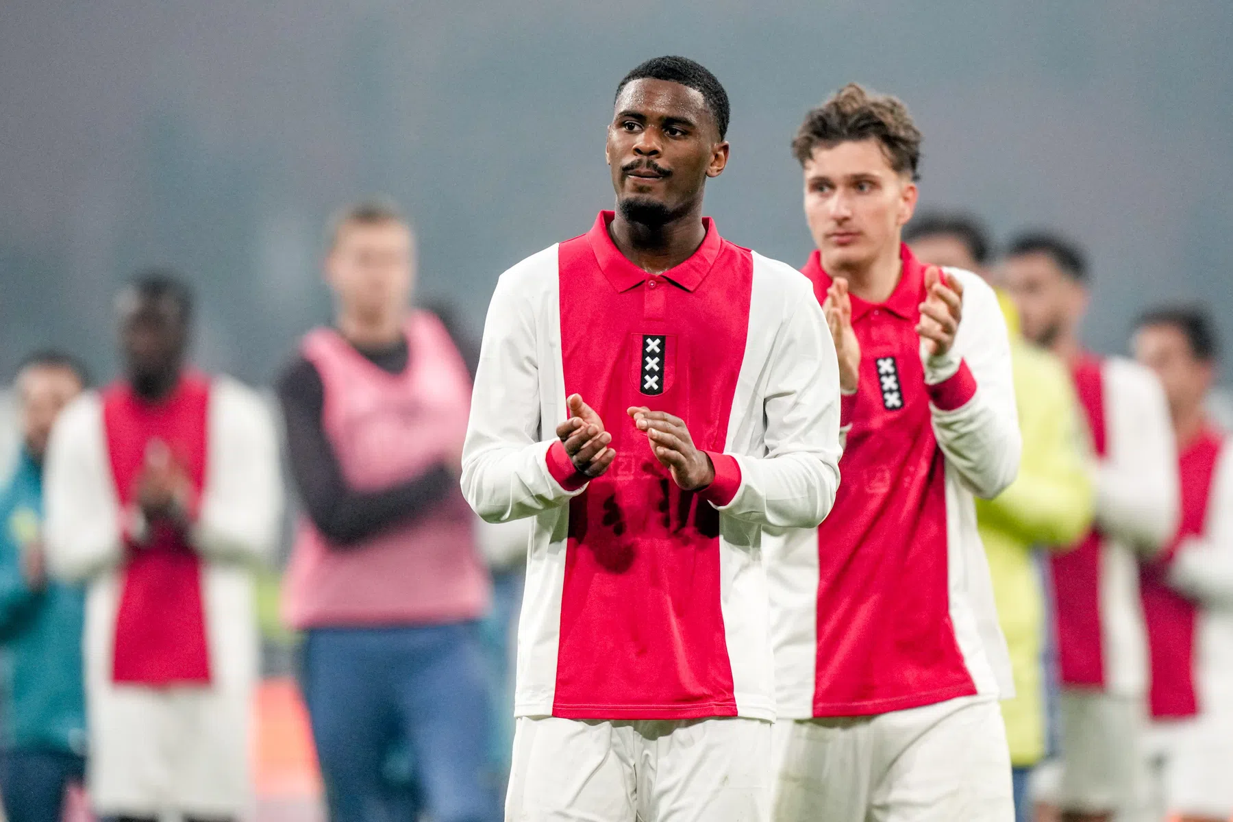 Hato spreekt Ajax-fans voor het laatst toe: 'Bedankt Amsterdam, voor altijd thuis'