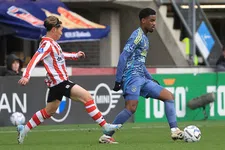 Thumbnail for article: Sparta houdt meer dan één miljoen over aan transfer van Hato naar Chelsea