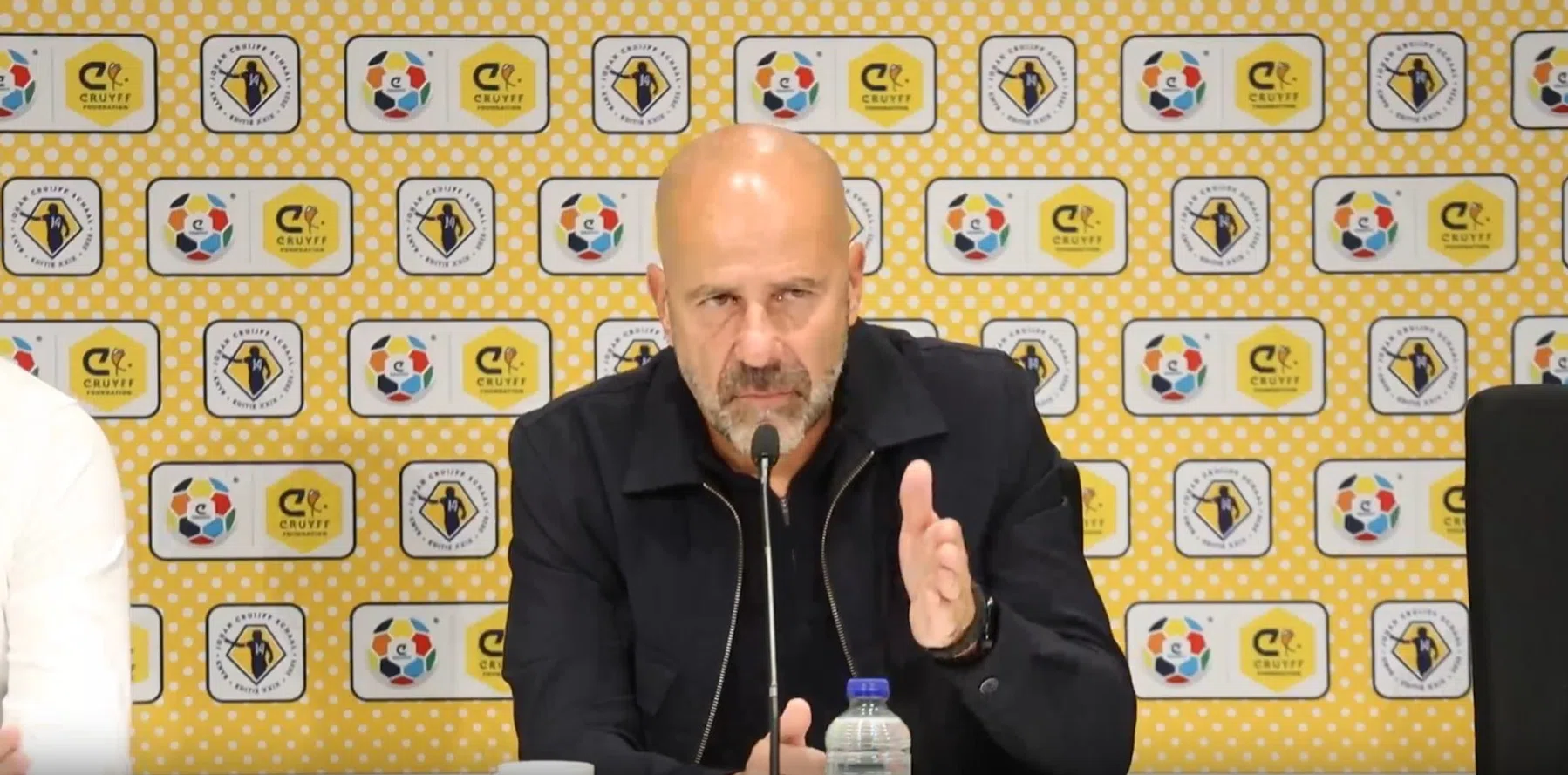 Bosz bijt van zich af: 'Dan ben je niet goed geïnformeerd'