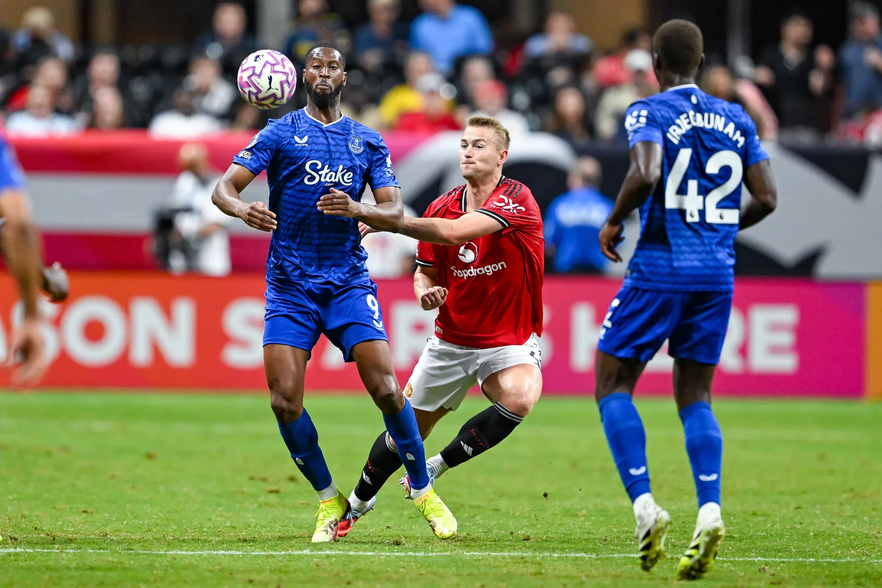 Man Utd en De Ligt keren na afsluiter oefentrip ongeslagen huiswaarts