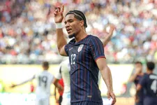 Mysterie rondom Tillman bij Leverkusen? 'We moeten afwachten'