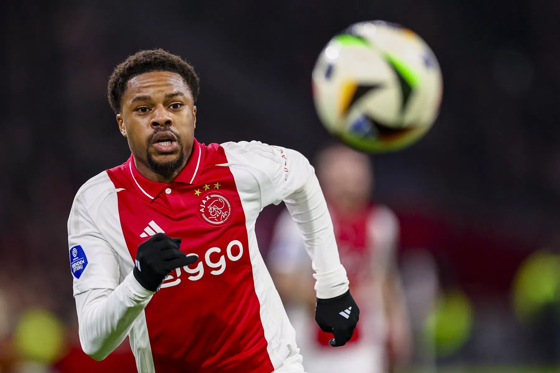 Chuba Akpom is nu echt op weg naar de uitgang bij Ajax
