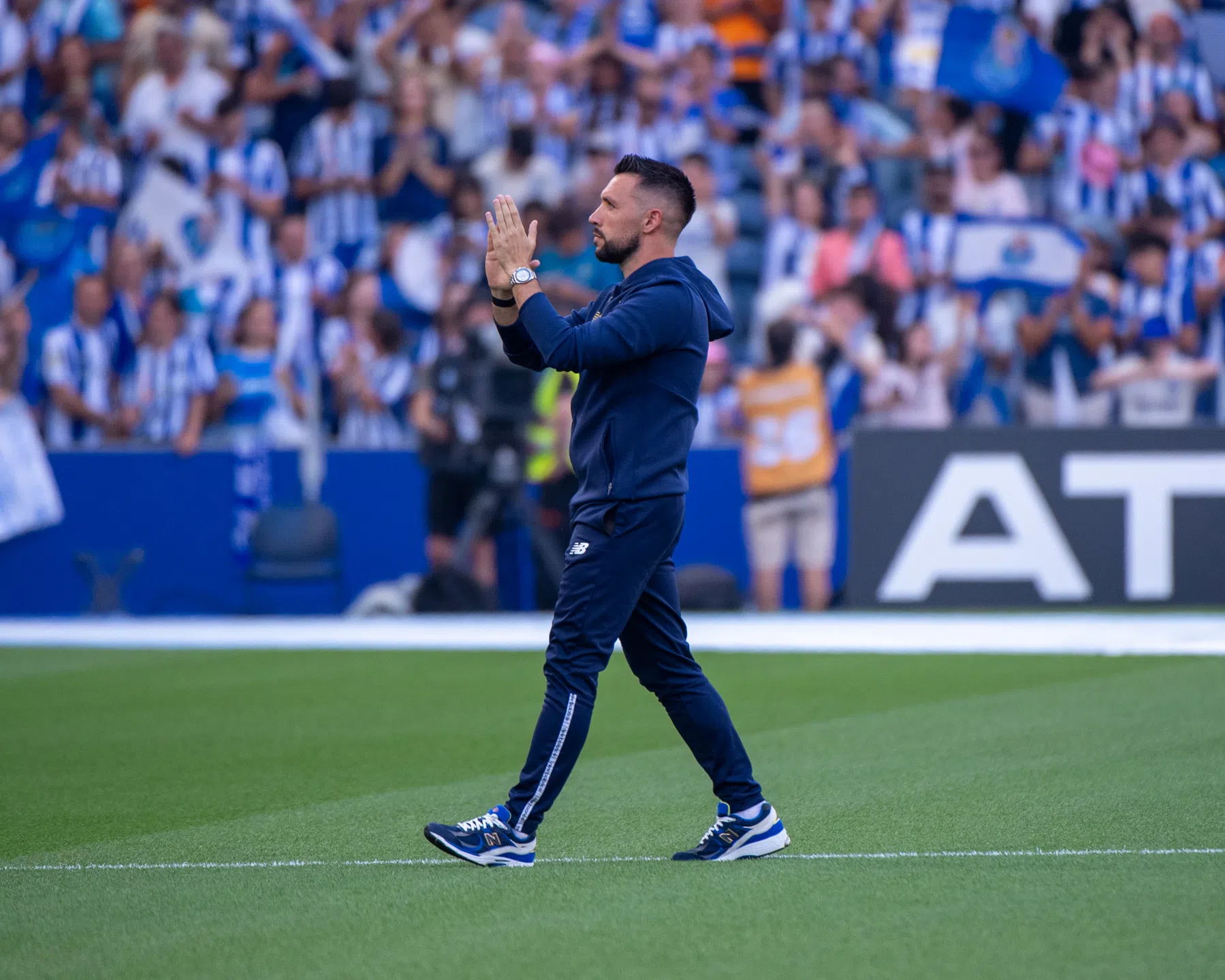Debuut Farioli en De Jong bij FC Porto uitgesteld door overlijden Costa
