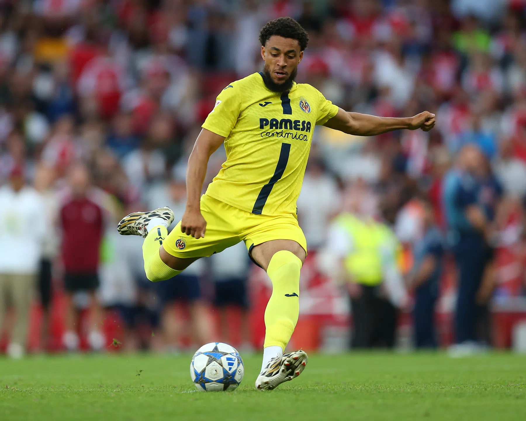 Spaanse switch lonkt voor Danjuma: Valencia meldt zich bij Villarreal