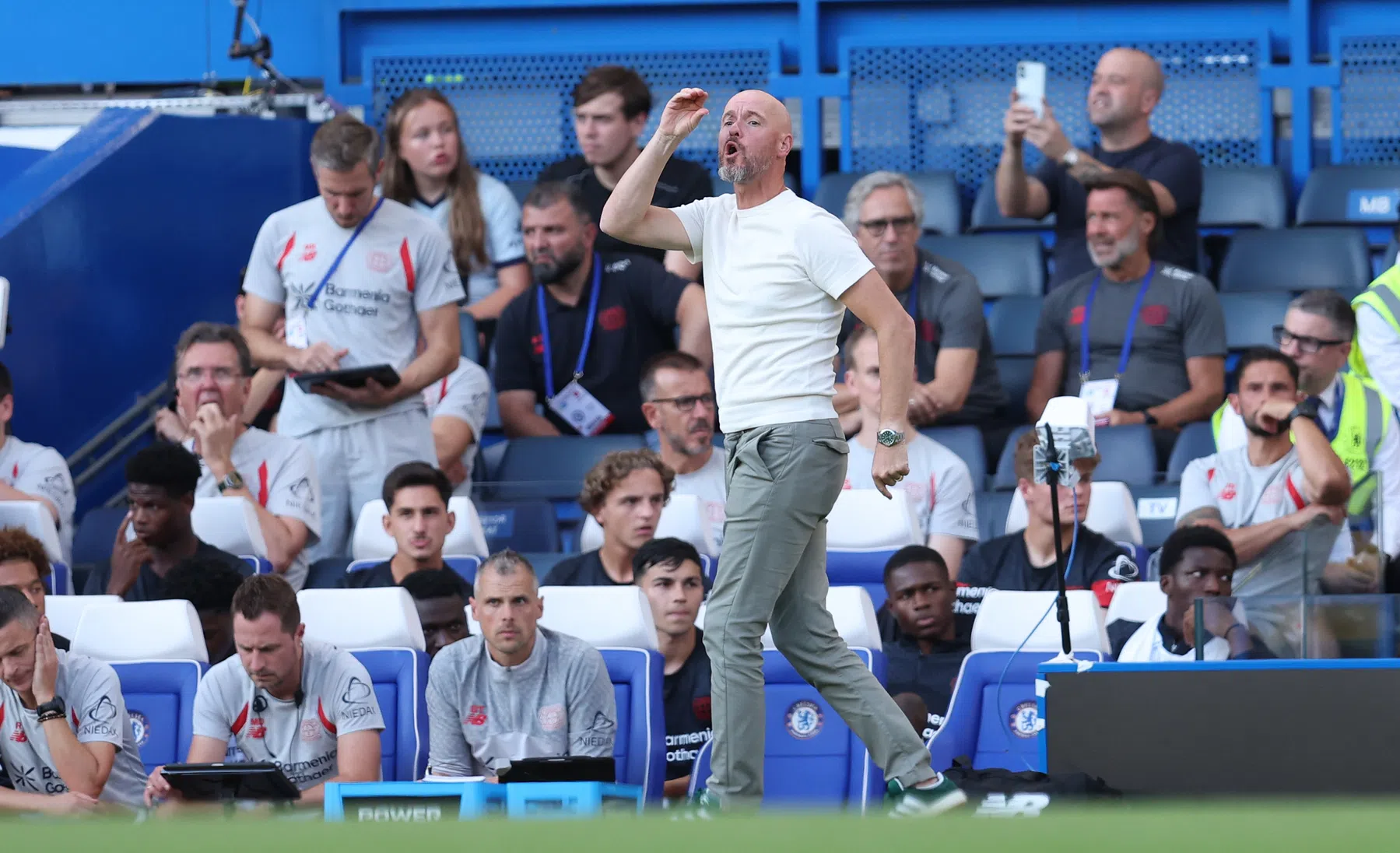 Huiswerk voor Ten Hag: Leverkusen weggespeeld tegen Chelsea en Hato