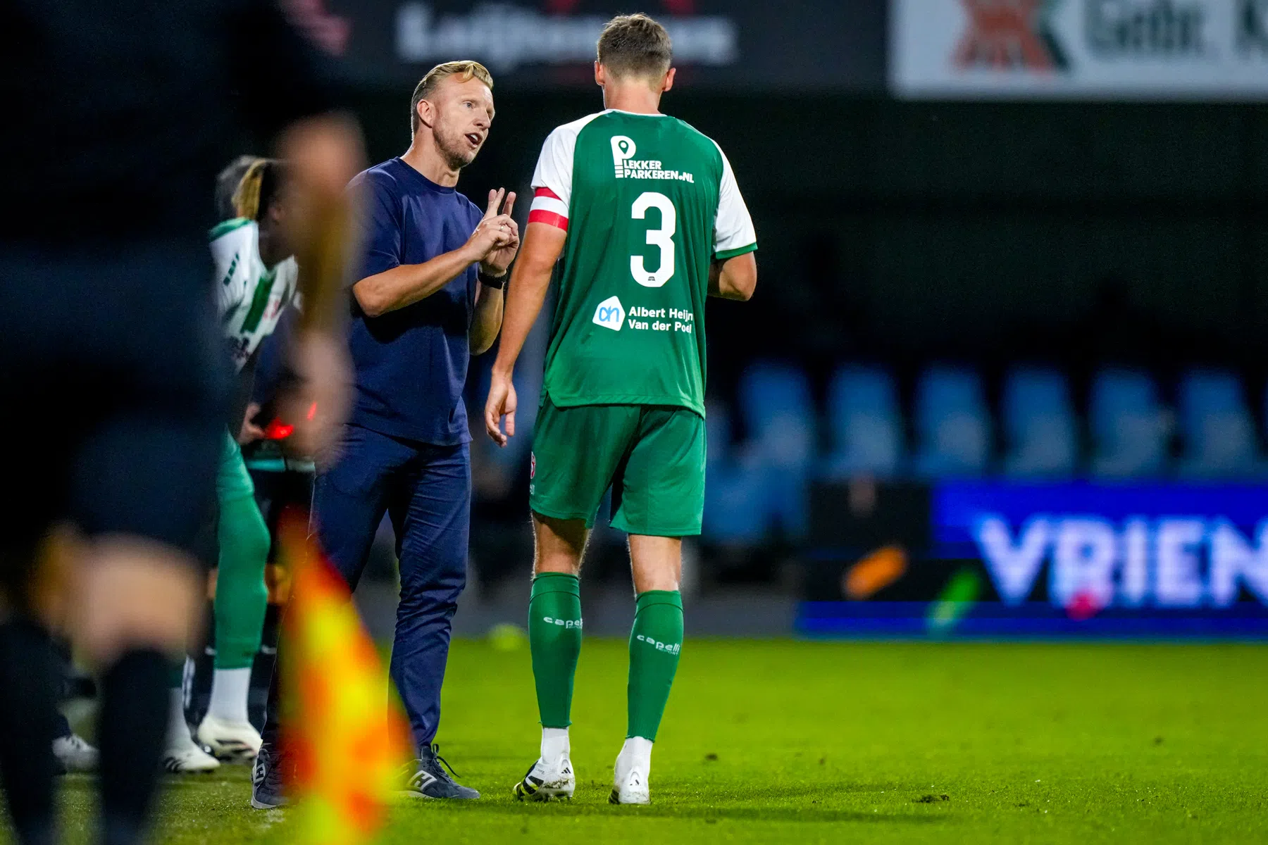 Kuijt stunt meteen tegen Cambuur, TOP Oss eerste KKD-koploper