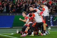 Thumbnail for article: Deze zegeningen telt Van Persie na de overwinning op NAC