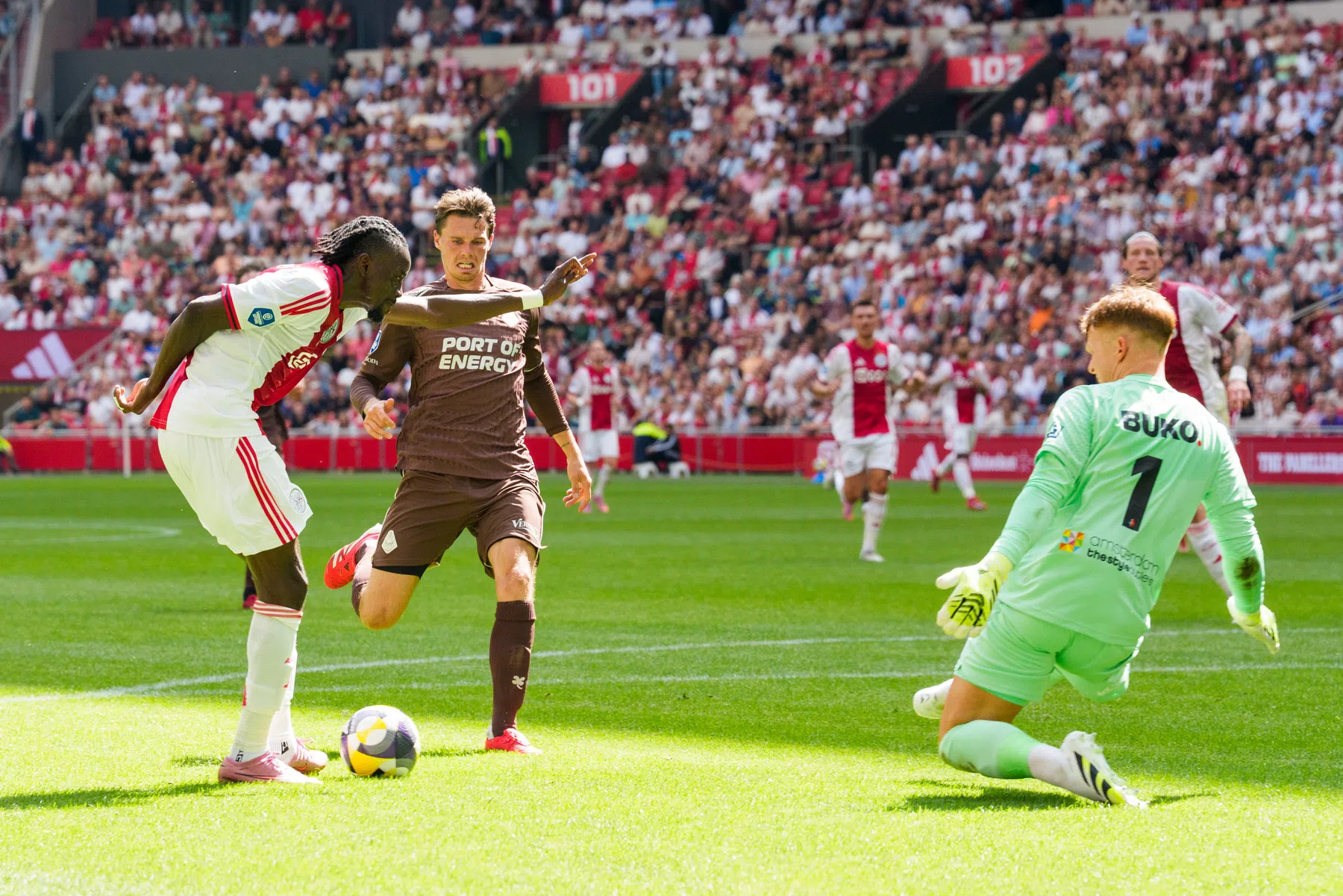 Telstar noteert 18 (!) doelpogingen tegen Ajax: 'Echt bizar'