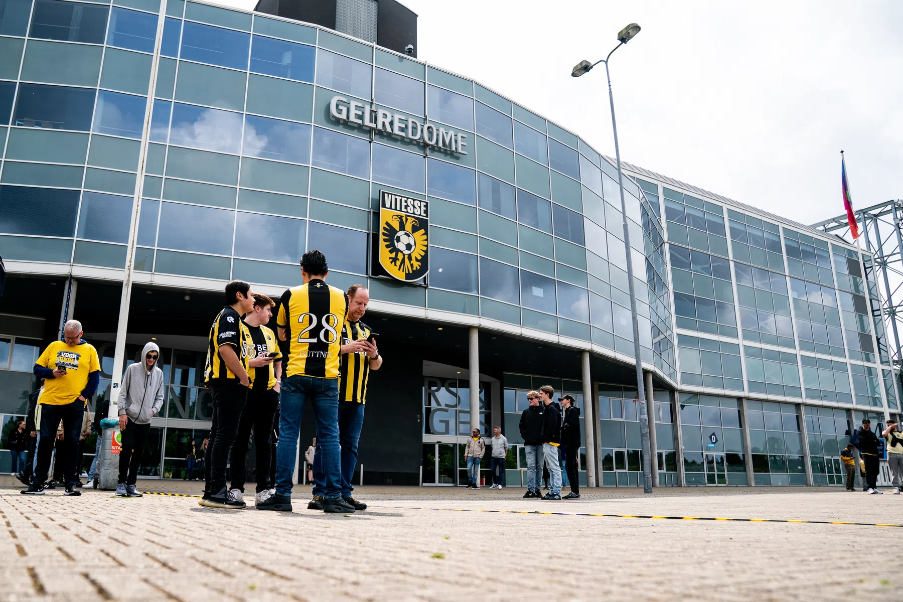 Janssen vraagt GelreDome-eigenaar om Vitesse handreiking te geven