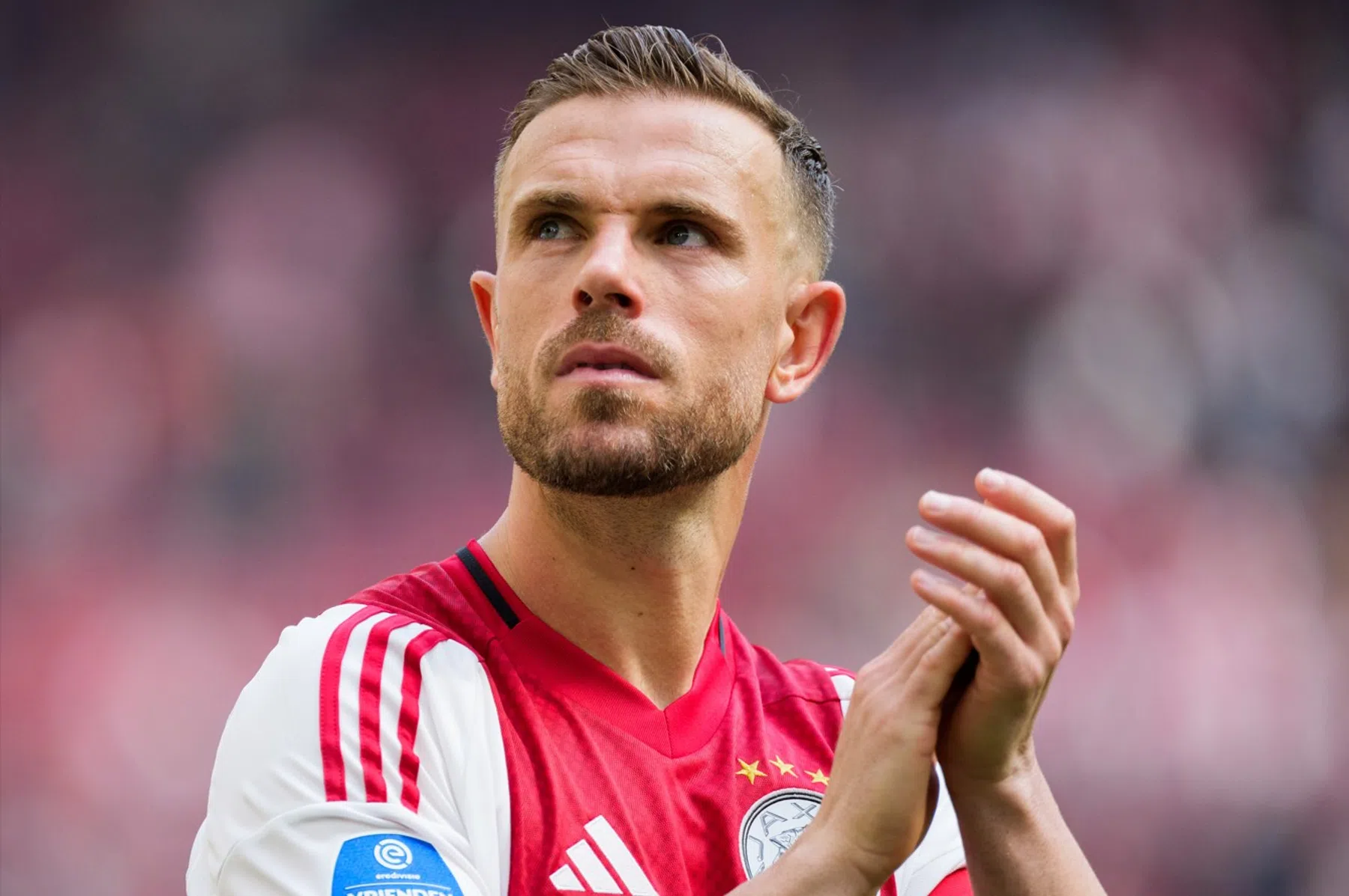 Ajax zoekt nieuwe nummer 6