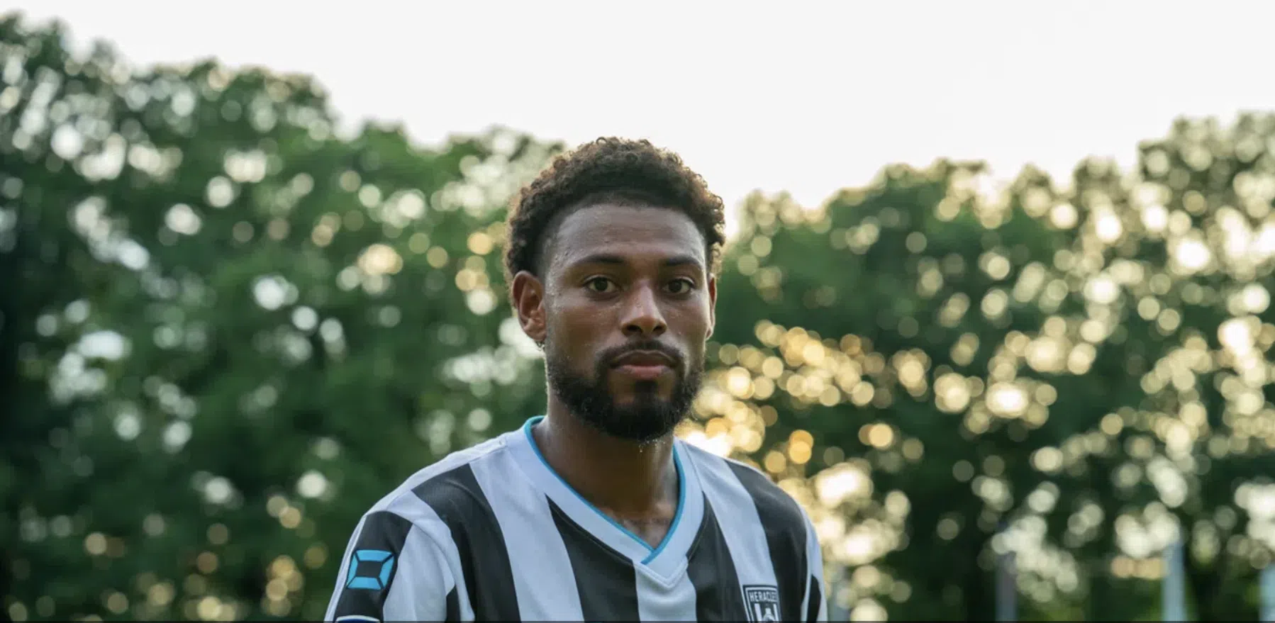 Heracles-aanwinst Reine-Adeélaïde loopt op het oog zware knieblessure op