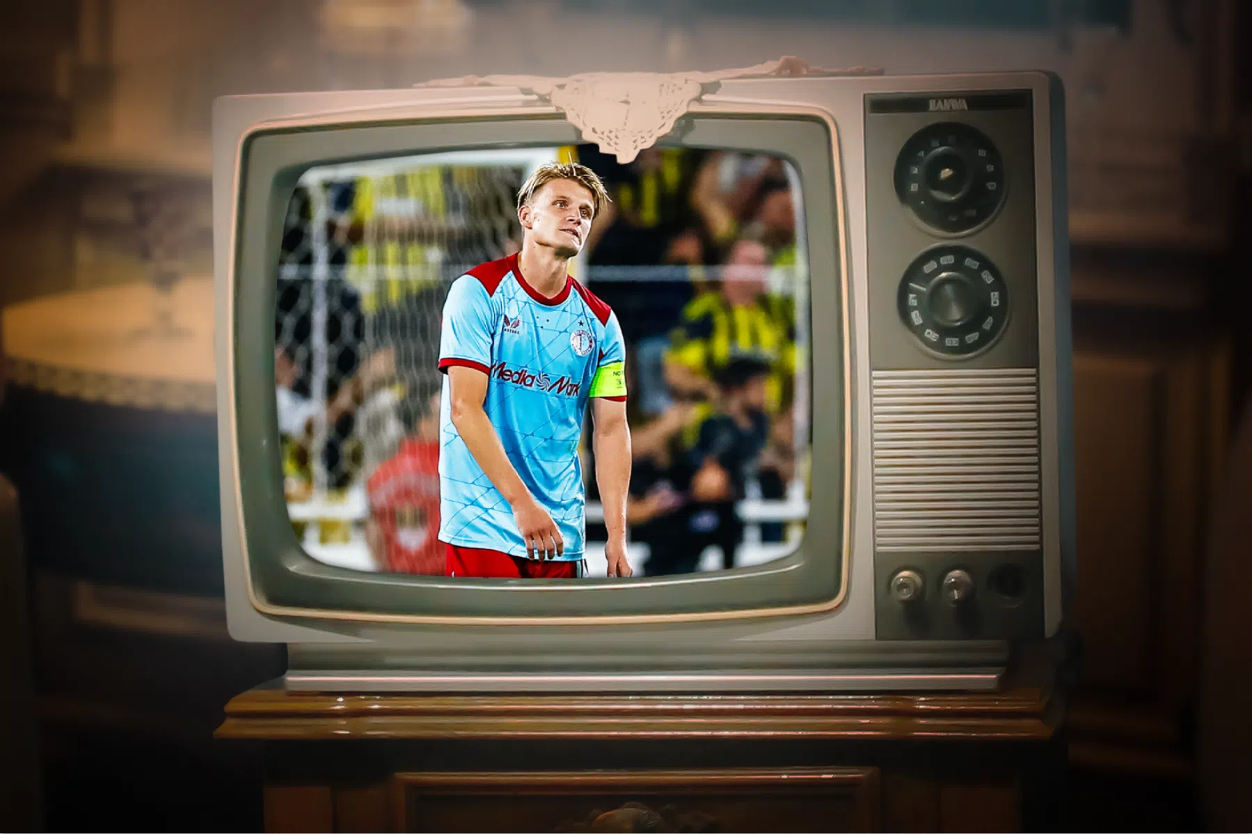 Voetbal op tv: hier kijk je op open zenders naar Feyenoord en Barça