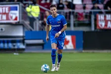 Thumbnail for article: Pechvogel Vanheusden deelt pijnlijke AZ-anekdote: 'De club mocht het niet zien'