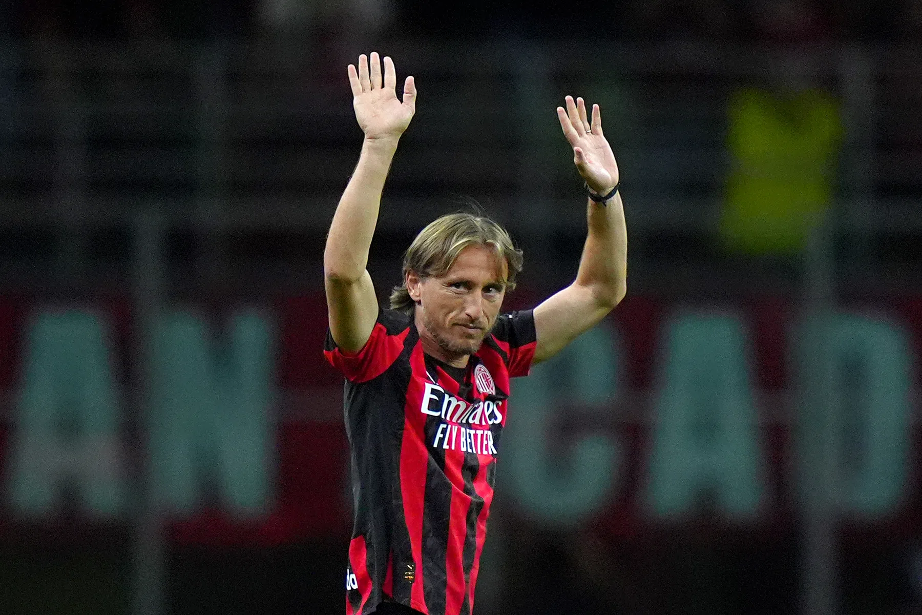 Assist Gimenez en debuut Modric kleuren bekeravond AC Milan