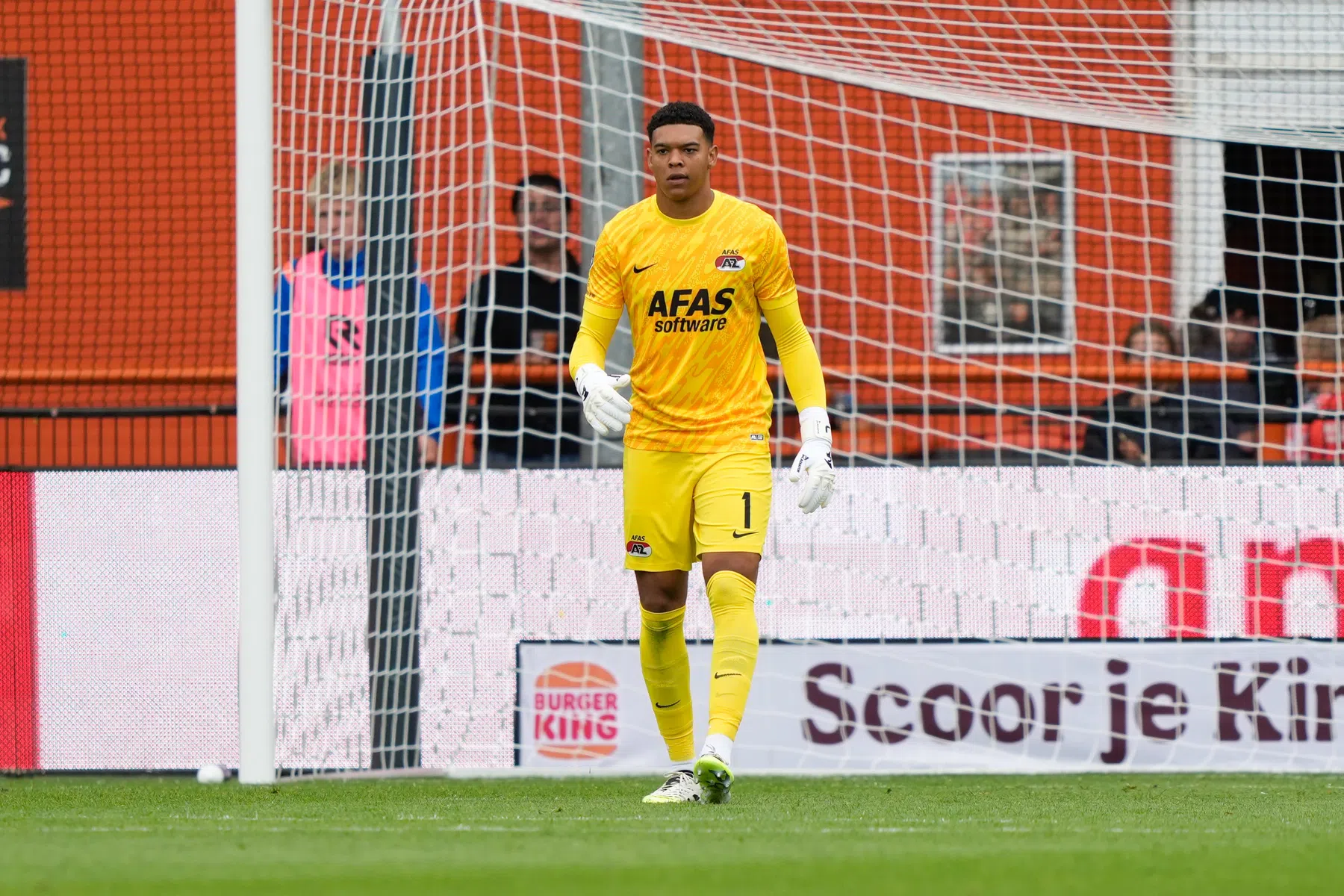 AZ bijt zich door beroerde rentree Owusu-Oduro stuk op FC Volendam