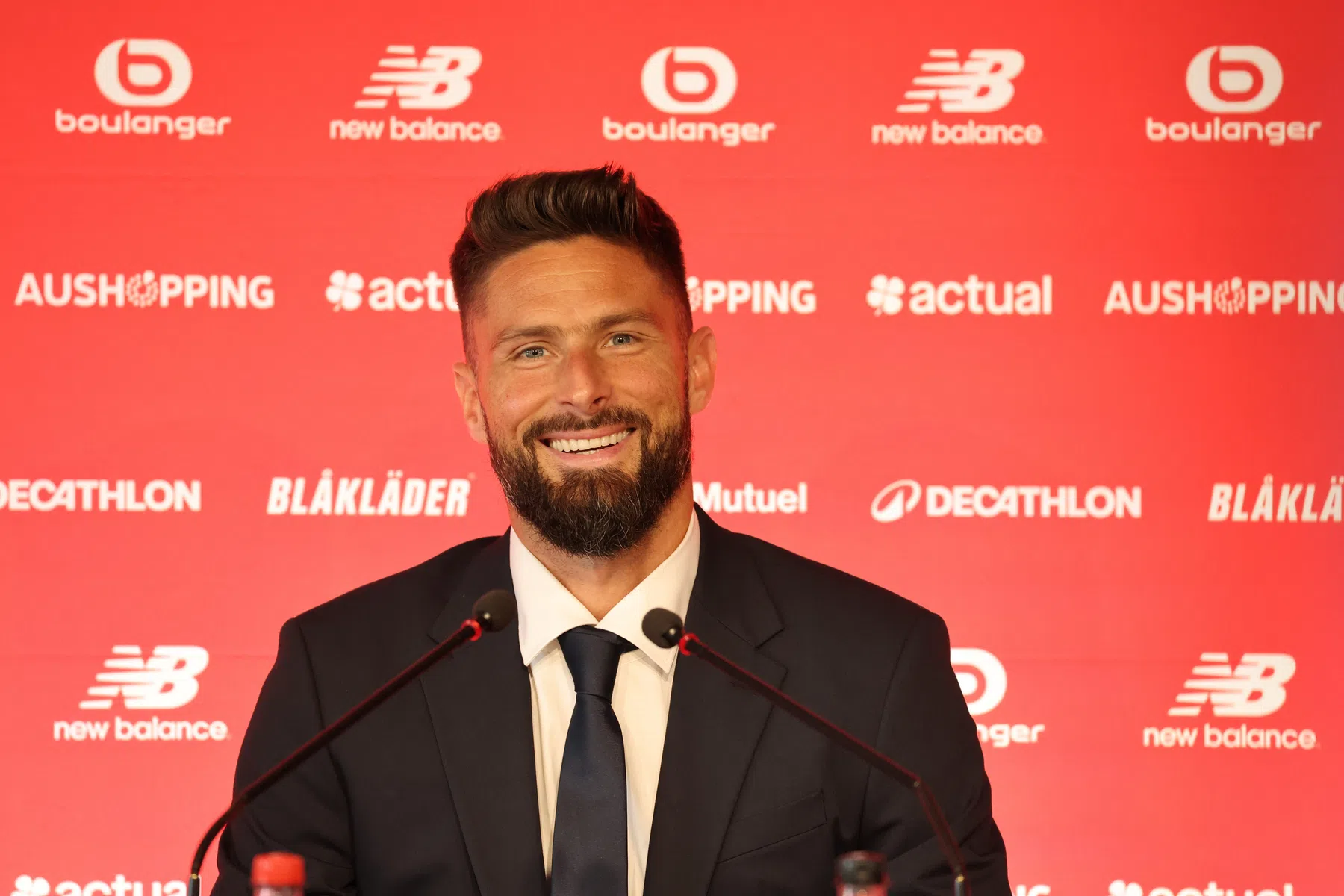 Bij Ligue 1-rentree scorende Giroud bedankt fans van Brest