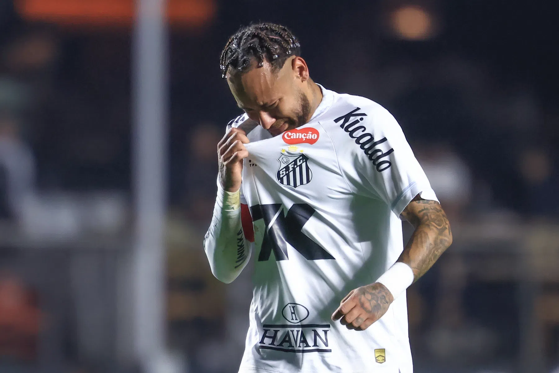 Santos neemt na tranendal Neymar afscheid van trainer: 'Ik schaam me kapot'