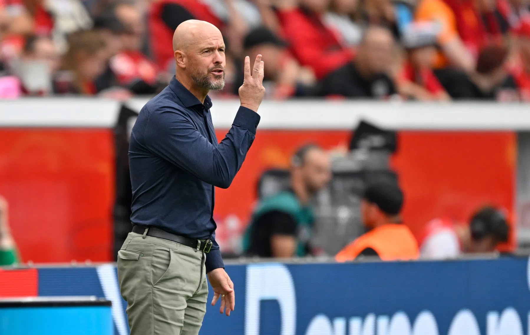Leverkusen slaat flater bij Bundesliga-debuut Ten Hag en Poku