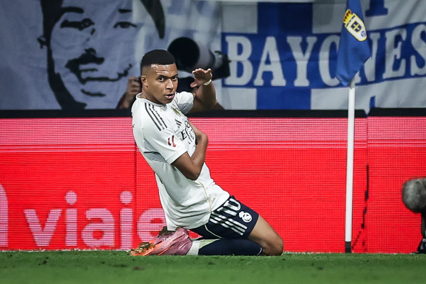 Mijlpaal voor Real, Mbappé belangrijk tegen Real Oviedo met twee treffers