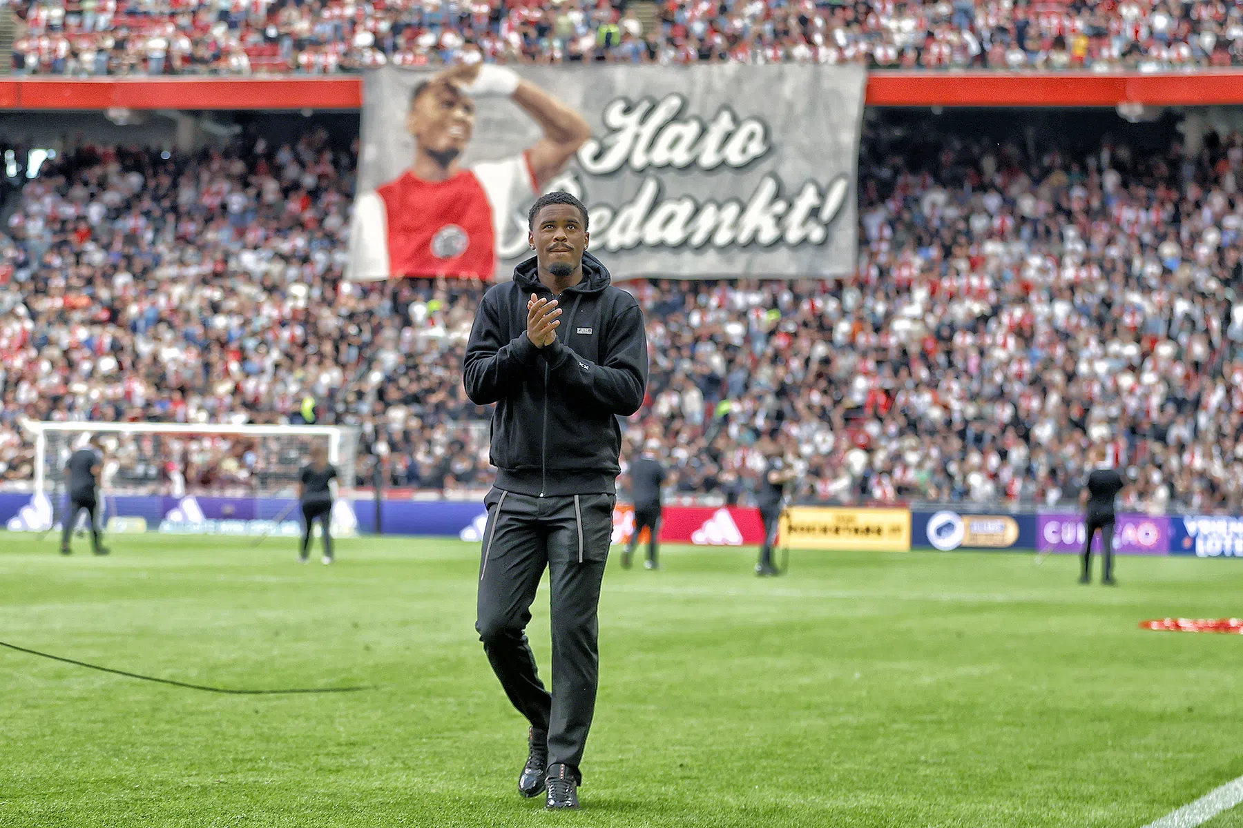 Jorrel Hato was zondag even terug bij Ajax