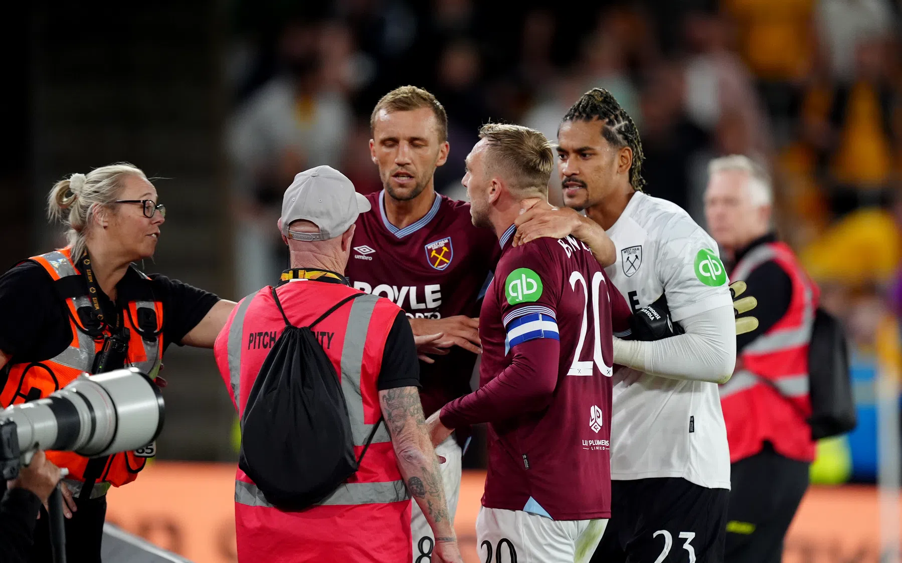 West Ham nu al in de fik: aanvoerder wil supporters te lijf