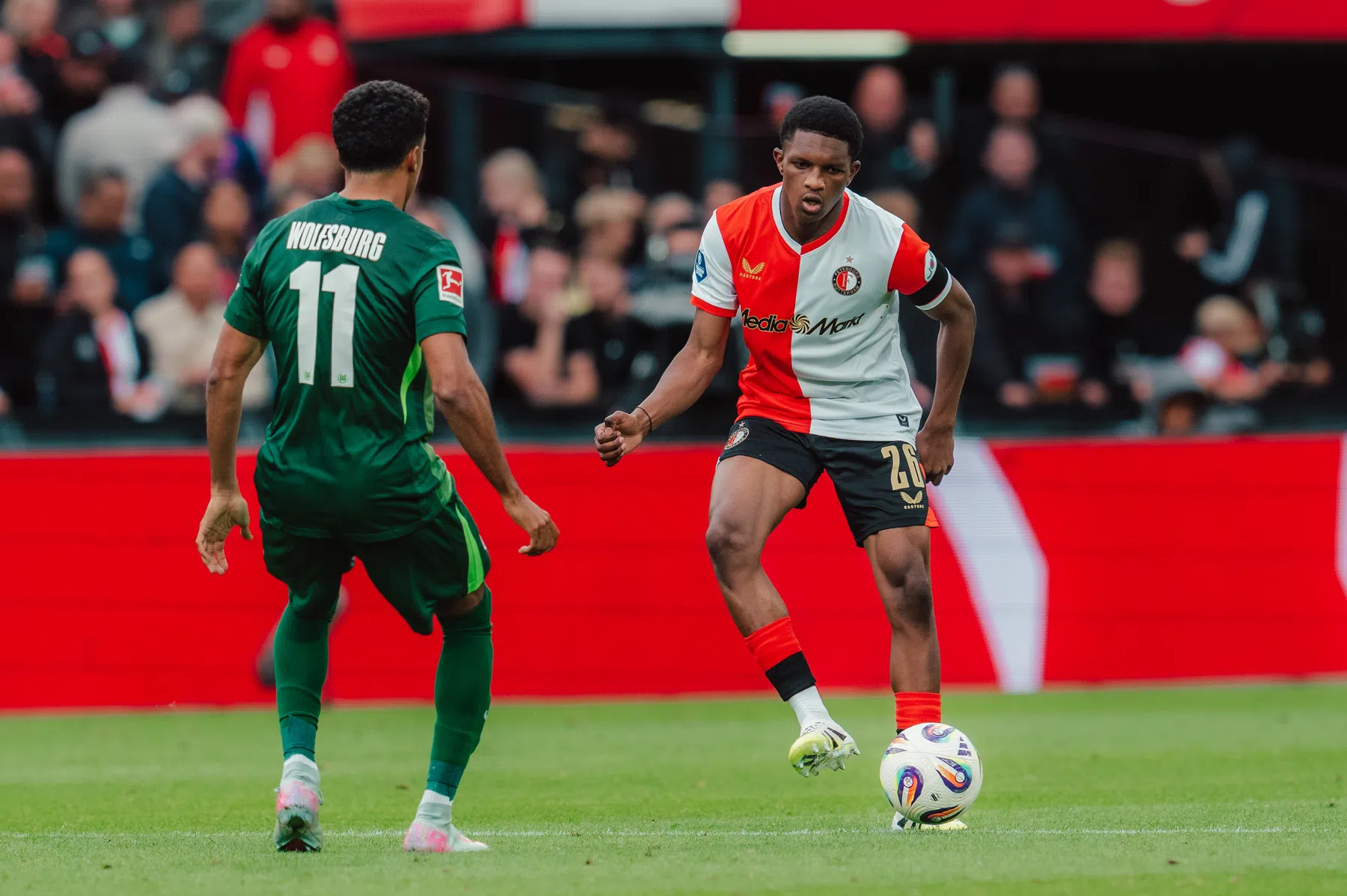 Onverbiddelijk Feyenoord negeert miljoenenbod op Read