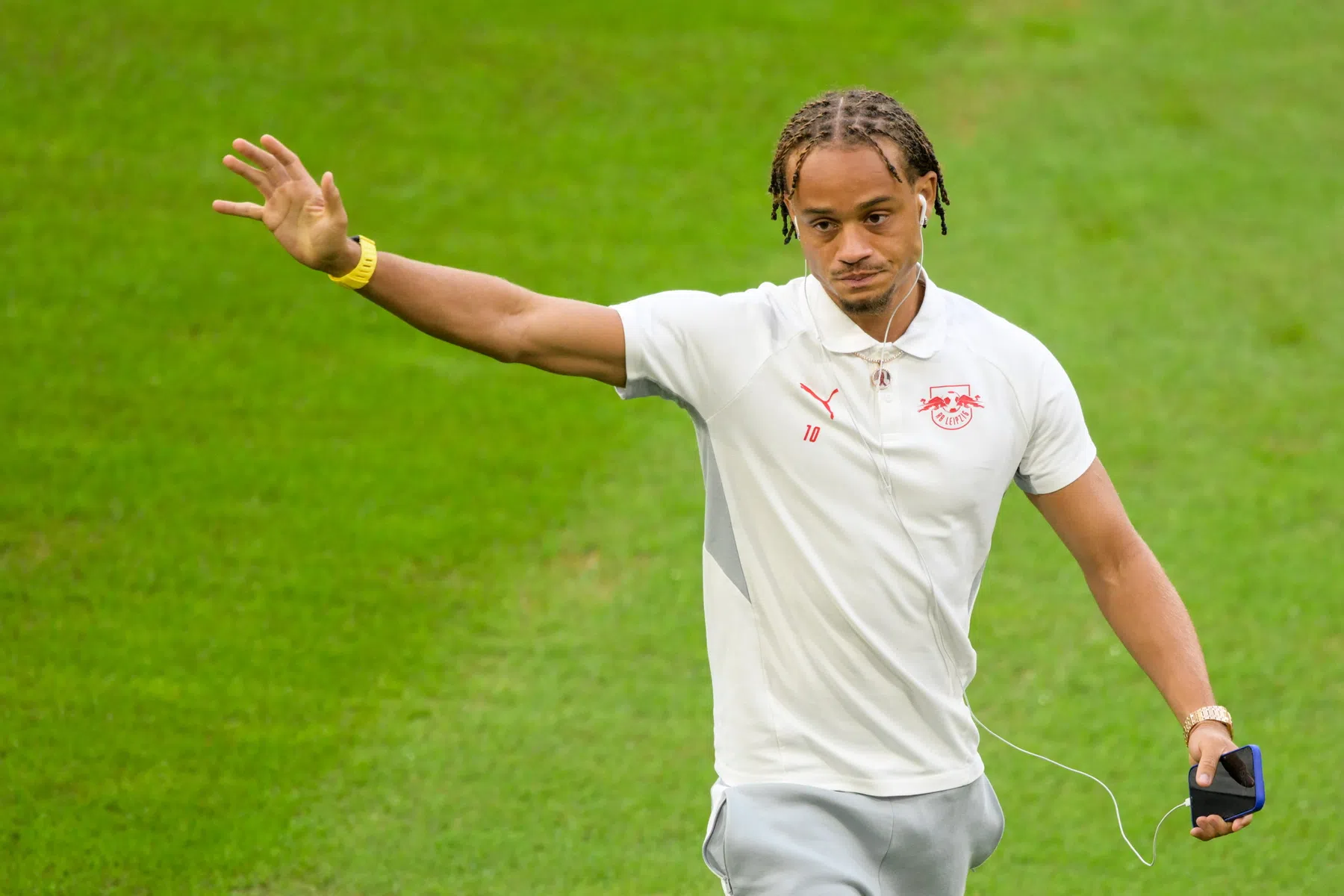 Leipzig bevestigt: Xavi Simons voert gesprekken met andere club