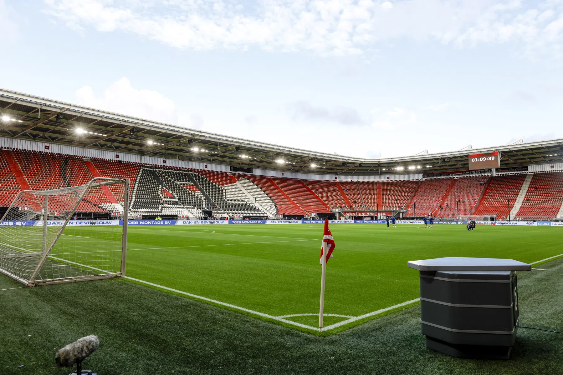 Dit zijn de tegenstanders van AZ in de Conference League