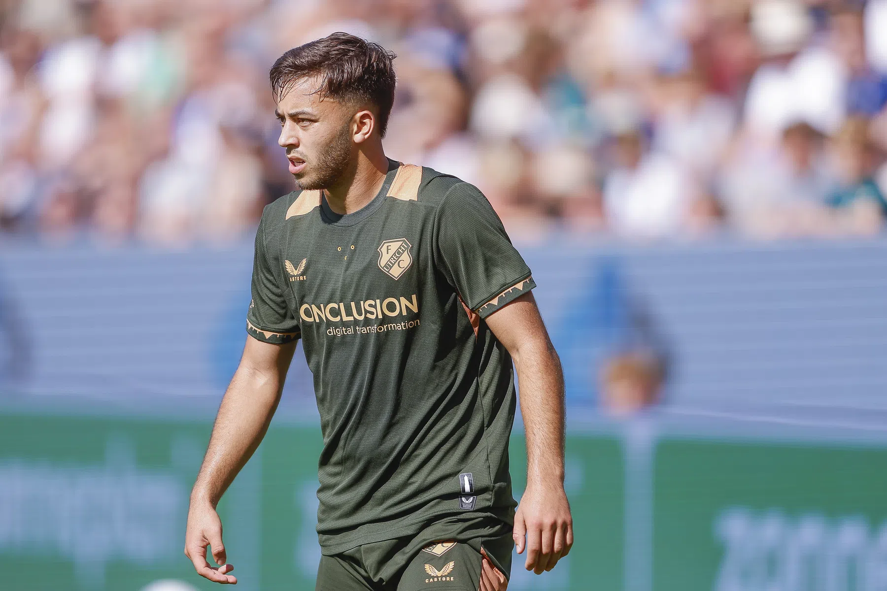 El Karouani reageert op afgeketste transfer: 'Er kunnen nog dingen gebeuren'