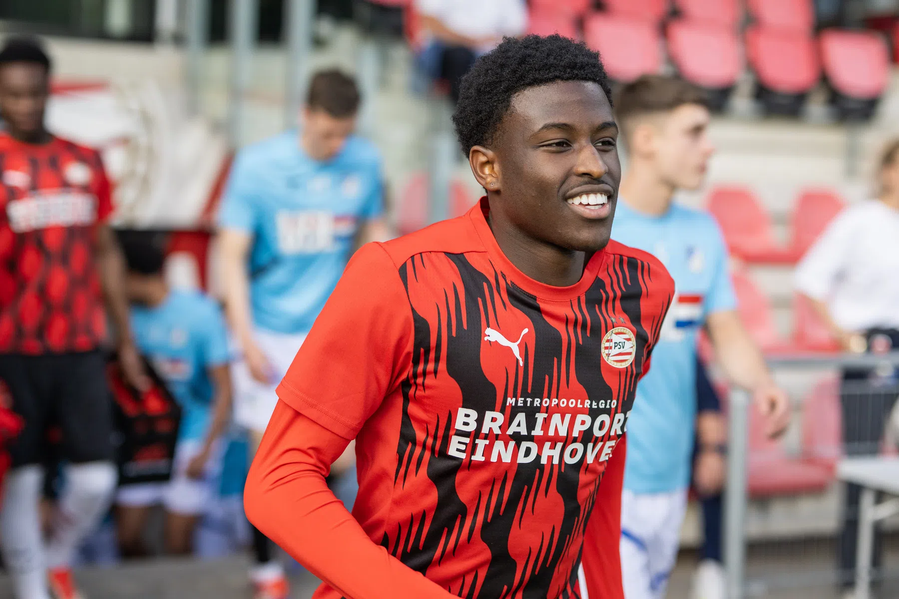 PSV laat Babadi vlieguren maken in België