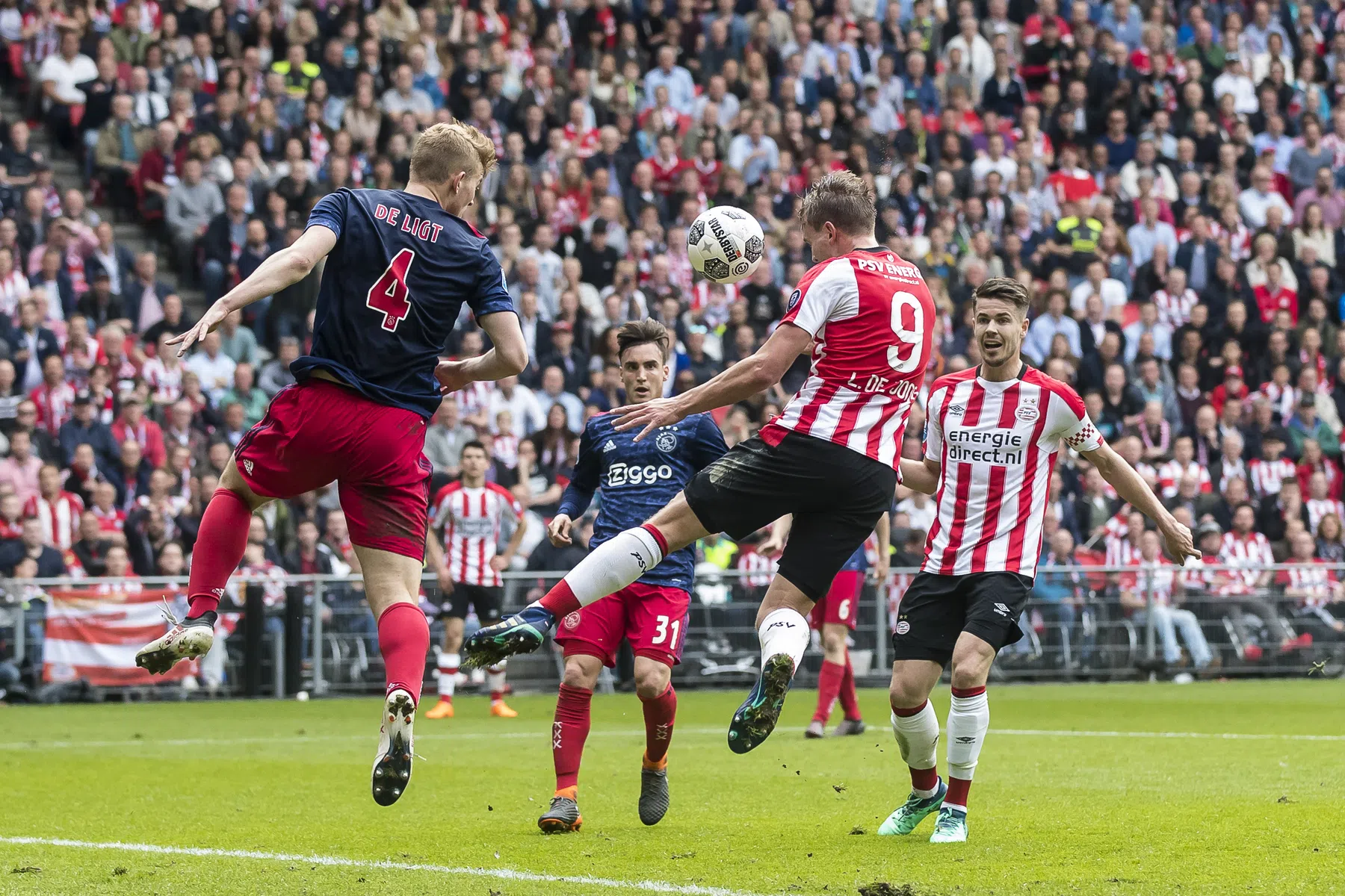 KNVB geeft nieuwe aanbevelingen voor koppen in het voetbal